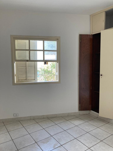Imagem 8 de 23 de Casa De 3 Dorm 1 Suite Encima De Comércio Fl37