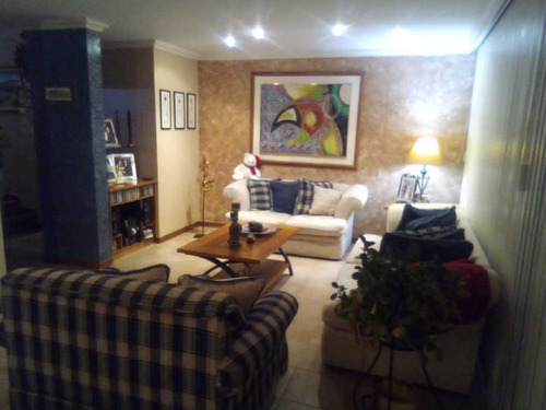 Imagen 4 de 19 de Lindo Townhouse En Alquiler Urb.maneiro Solo 4 Townhouses