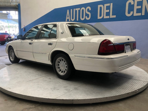 Imagen 8 de 15 de Ford Edición Diamante Grand Marquis 2001
