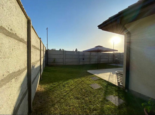Casa En Venta De 2 Dorm. En Talca