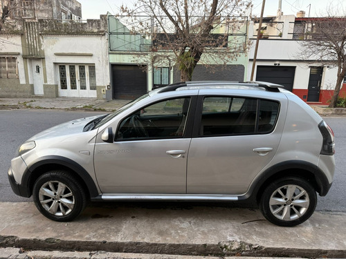 Renault Sandero Stepway 1.6 Confort 105cv