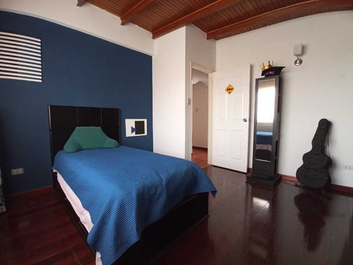 Imagen 22 de 30 de Se Vende Casa Actualizada 500 M2 5h/7b/3p La Boyera