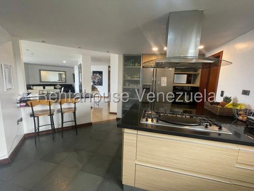 Apartamento Piso Medio Regency Plaza Remodelado En Calle Cerrada En Venta En Los Naranjos Avenida Norte 4 Caracas