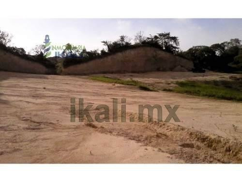 Imagen 1 de 14 de Venta Terreno 2.5 Hectáreas Colonia Ochoa Tuxpan Veracruz, Se Encuentra Ubicado Al Final De La Calle Fernando Gómez Palacios, Son 25000 M², El Tipo De Terreno Es Moderado, La Zona Cuenta Con Todos Lo