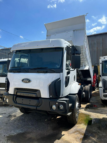 Cargo 3133 6x4 2013 Com Basc Rossetti 12 Mts Cúbicos Novíssi