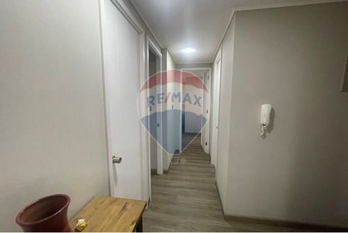 Amplio Y Moderno Departamento