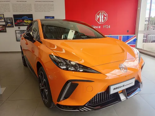 Mg Cross Awd