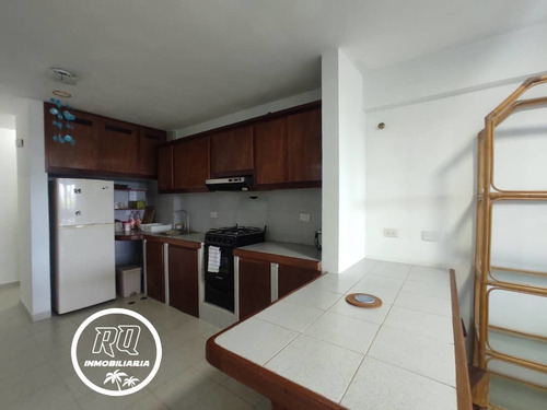 Imagen 6 de 14 de Conservado Apartamento En Venta, Residencia Cima Suites