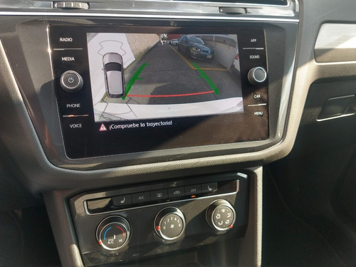 Imagen 8 de 14 de Volkswagen Tiguan Comfortline 1.4 7 Pasajeros Pile 2020