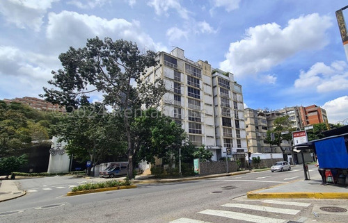 Ji 24-20591. En Venta Apartamento Tipo Penthouse Duplex De 270m2 Ubicado En Chuao. 