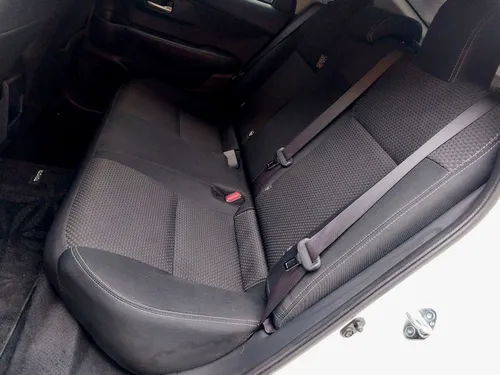 Toyota Yaris E 2024
