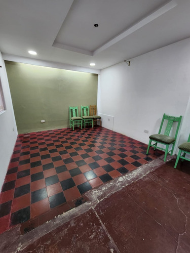 Imagen 7 de 10 de Casa 3 Amb. Sobre Lote De 12x40