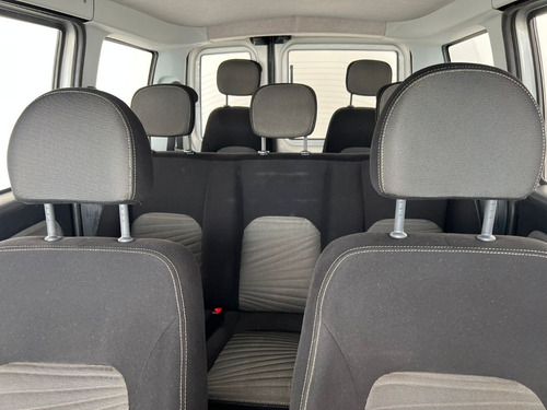 Imagem 5 de 15 de Doblo Essence 1.8 2015 (7 Lugares)