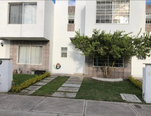 Se Vende Casa En Paseos Del Bosque, 3 Recamaras, 2.5 Baños, 