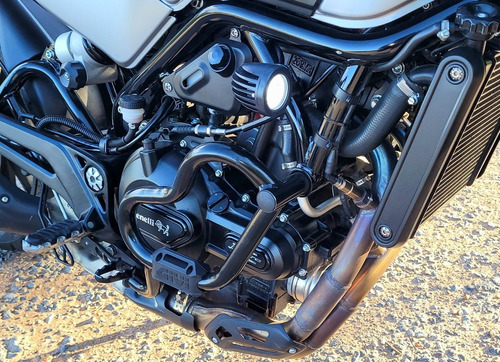Imagen 20 de 20 de Benelli Leoncino 500