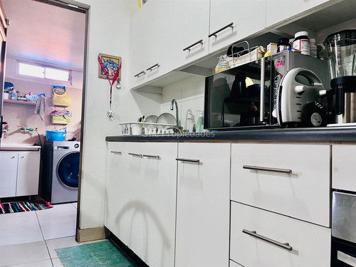 Casa En Venta De 3 Dorm. En Colina