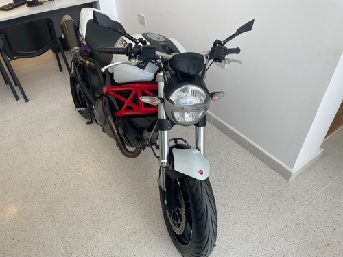 Imagen 5 de 18 de Ducati Monster 796 Abs