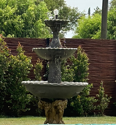 Fuente De Cemento De Leon De 3 Platos