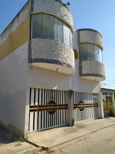Imagen 2 de 24 de Se Vende Casa En Santa Rita Linares Alcántara 04124827470