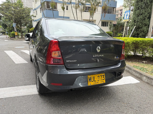 Renault Logan 1.4  No Pico Y Placa
