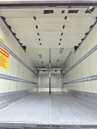 Freightliner Cascadia 2016 Torton Caja Refrigerada Rabon