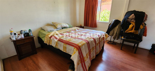 Casa En Venta De 3 Dorm. En Macul