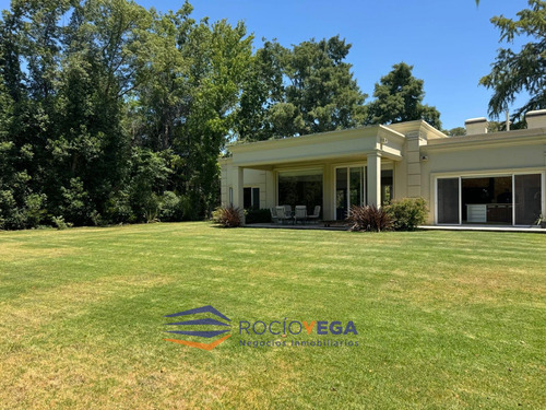 Casa En Venta En San Diego C.c