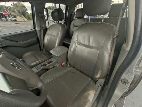 Imagem 6 de 9 de Nissan Frontier Le Cd 4x4 2.5 Tb Diesel Mec.