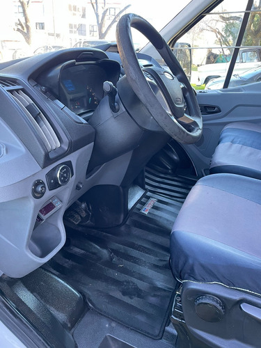 Ford Transit 2.2 Furgon Largo 350l