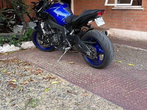 Yamaha Mt-10 2022 Mecánico 17.600 Km