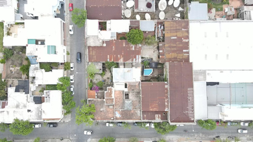 Excepcional Esquina Con 81 M2 De Frente