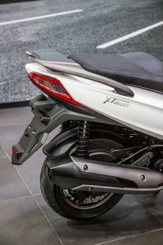 Imagen 11 de 15 de Kymco X-town 250i Entrega Inmediata Bbva 12 Cuotas