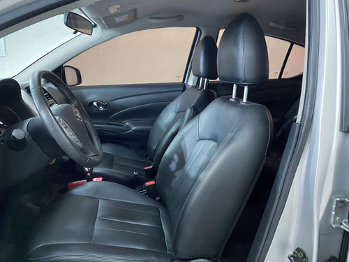 Imagem 11 de 20 de Nissan Versa 1.6 16v Sl Aut. 4p