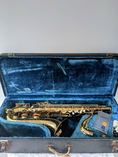 Imagen 1 de 1 de 1944 Buescher 400 Top Hat & Cane Tenor Saxophone