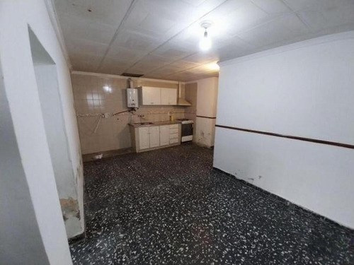 Casa En Venta - 3 Dormitorios 1 Baño - 316mts2 - San Miguel De Tucuman
