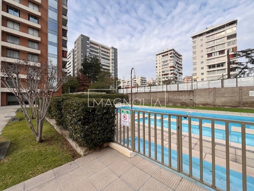 Departamento En Arriendo De 3 Dorm. En Las Condes