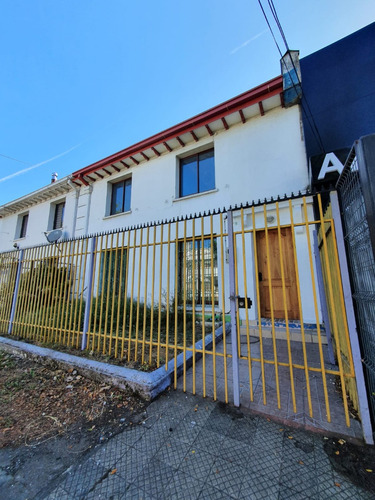 Arriendo Comercial En Calle O´higgins.