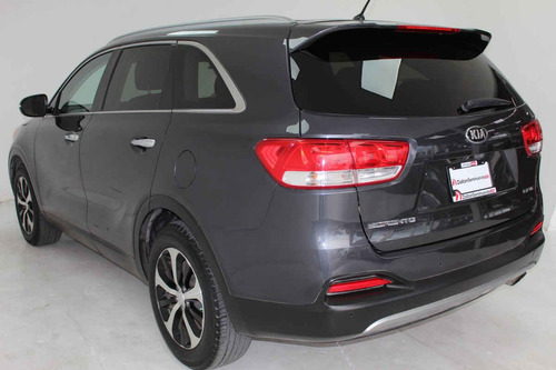 Imagen 3 de 15 de Kia Sorento 2017 6 Cilindros