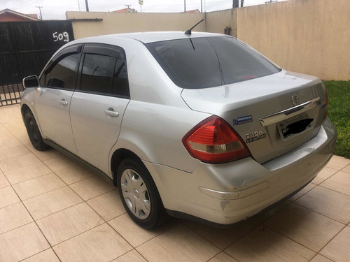 Nissan Tiida Sedan 1.8 Flex 4p 2011