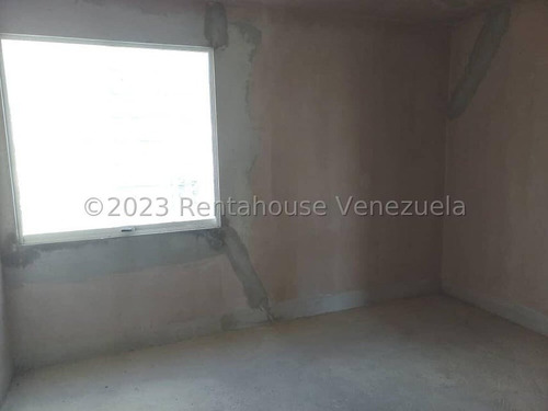 Casa En Venta En Sector La Ensenada Primer Piso Cuenta Dos Habitaciones; Una Principal Con Baño Y Vestier, Y La Segunda Habitación Con Baño Gabriela C.
