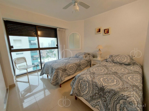 Imagen 8 de 20 de Apartamento De 3 Dormitorios En Suite En Playa Brava, Punta Del Este