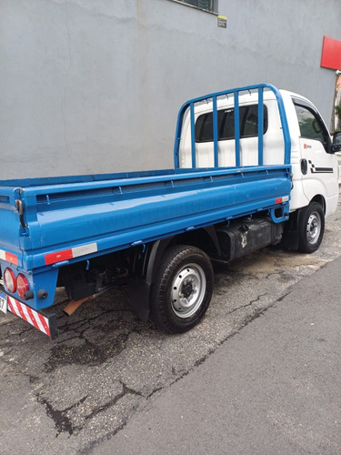 Kia Bongo 2.5 Std 4x2 Rs Turbo S/ Carroceria 2p