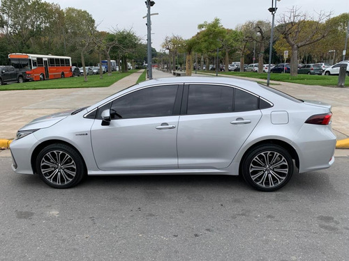 Imagen 10 de 18 de Toyota Corolla Seg Cvt Hibrido