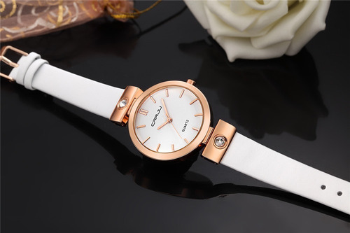 Relógio Dourado Feminino De Pulso Quartz Pulseira Em Couro
