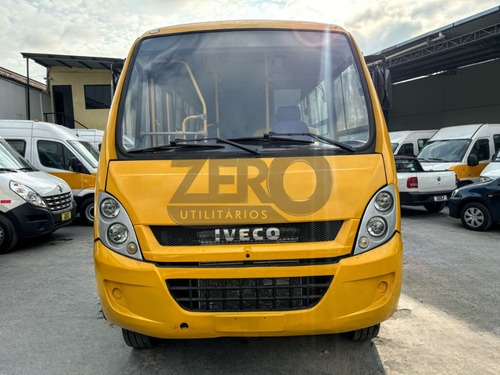 Iveco Cityclass 70c17 2013 Escolar 29 Lugares Ônibus Micro