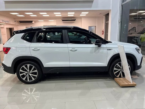Volkswagen Taos Highline Bi Tono