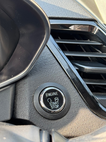 Ford Fiesta Kinetic 1.6 Design 120cv Titanium