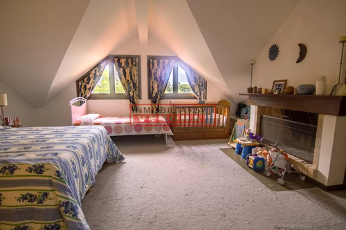 Casa De Gran Tamaño En Zona Del Golf