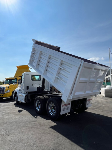 Kenworth T660 Volteo De 14 Mts Minero