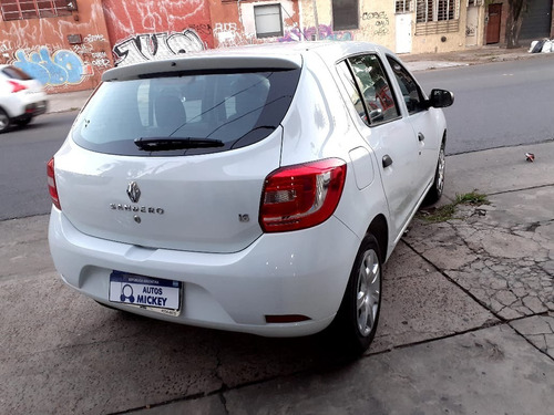 Renault Sandero Authentic 1.6 8v 5 Puertas
